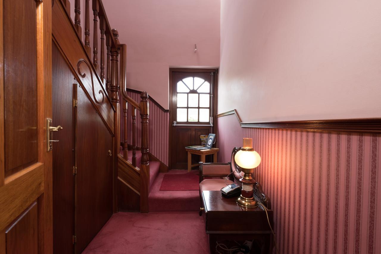 Ashwood House Bed & Breakfast Corrandulla Exterior foto